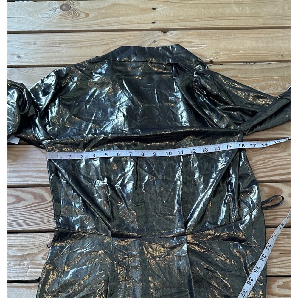 L’agence NWT Women’s Metallic Wrap Blouse Size XS Gold D11 - Picture 6 of 7